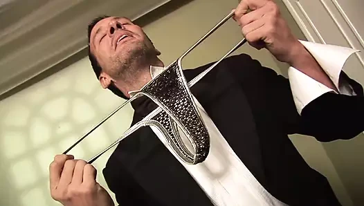 Zenci genç kız sikiliyor ve boşalıyor