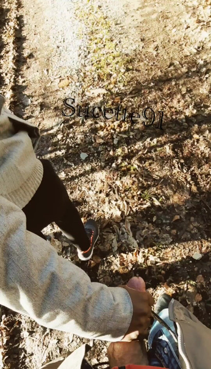Havada çük ile küçük bir yürüyüş