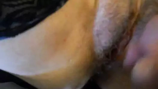 karısı yayılıyor kıllı amcık için daha fazla Cum