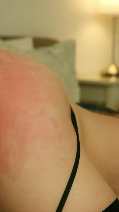 Evli kadın Marimoore kocasının borcunu ağzı ve amcığıyla ödüyor | Klip 3