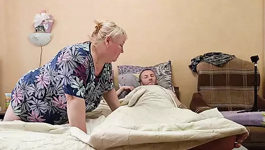 Hafta sonu sabahı bir arkadaşın derin bir sakso ile başladı