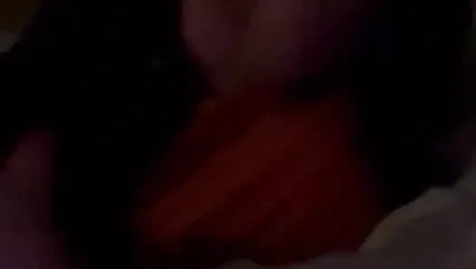 18 Yaşındaki Gece Oral Seks Yapıyor