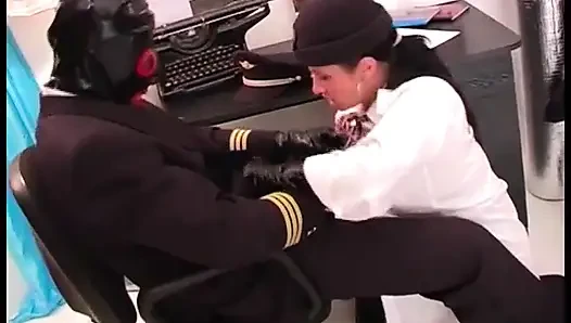 Ofiste ateşli fetiş seks