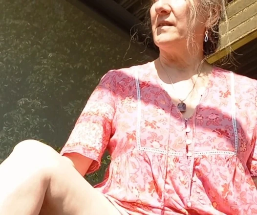 Pembe asılı perdelerim