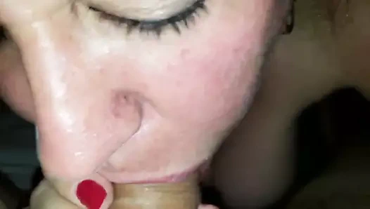 Belle suceuse de bite