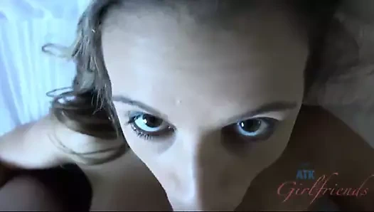 Ashlynn taylor'ın cum baloncukları ve yüz bakımı