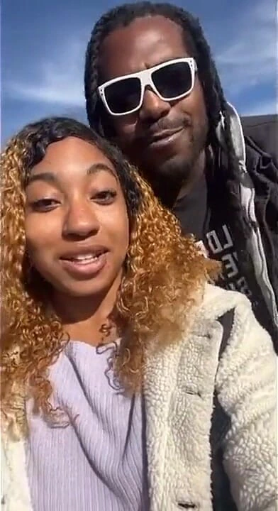 Ben ve bebeğim yall git youtube sayfama bak biraz aşk yal için çok fijii kutusu