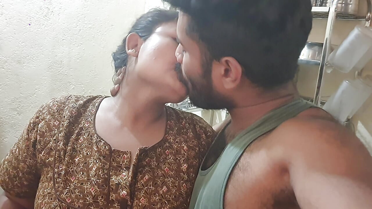 Koca evli kadın tam deshi seksi video
