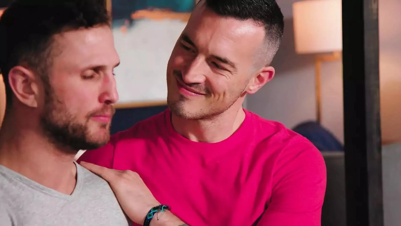 बेबी क्या तुमने? क्या वेलेंटाइन की चॉकलेट में यह वीर्य है? - ASGMAX - पूरा दृश्य