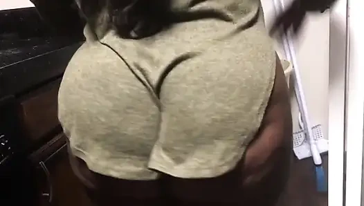 Hayatımın her günü bu götü sikmek istiyorum