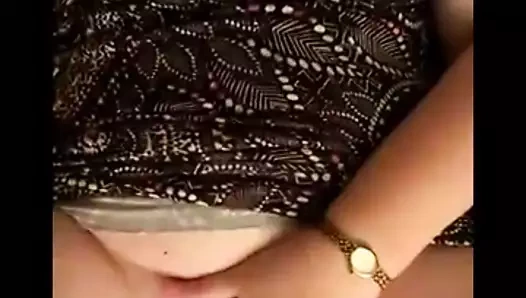 Milf eş oynama ile ona yapay penis