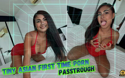 Minik Asyalı ilk kez porno [geçiş]