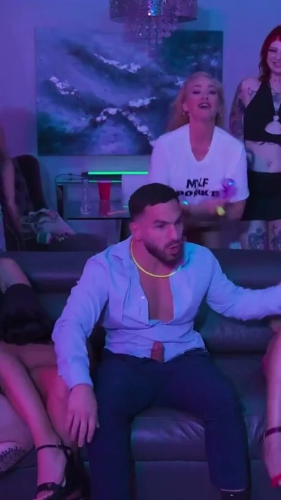 Konsept: Pornk'd - MYLF Labs feat. Angel, Barbie Dracula, Lilly Hall & Mimi Rodriguez | Klip 1