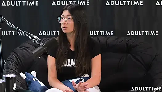 Cami Strella bir kült hayatta kalmak, tiktok şöhreti ve tek eşlilik dışı | Adult Time Podcast