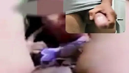 Görüntülü görüşme : Asyalı kız amcık