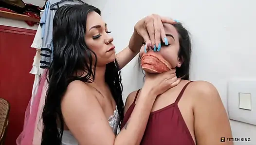 Eller oynuyor - bugün senin günün olmayacak benim tatlı kölem