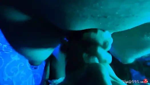 Seksi hizmetçi pov oral seks çük ve boşalmak yutmak