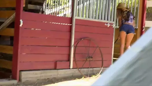 Kat dior köylü kızı