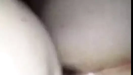 C'est douloureux mais excitant d'etre enculee