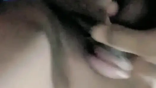 Gaon ki ladki ko choda ghar per