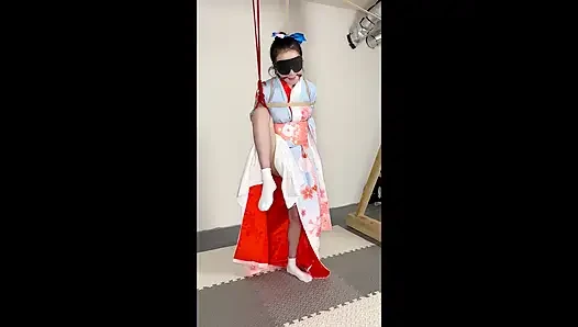 Güneşli bir günde kimono giymenin doruk versiyonu