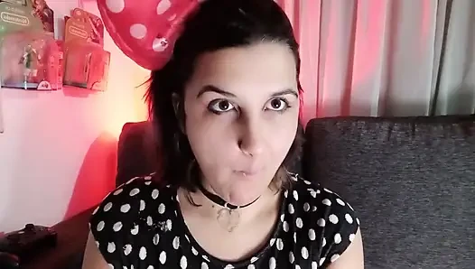 Baloncuk pisliği yapıyor - minnie kıyafeti - tavşan tezgahçı
