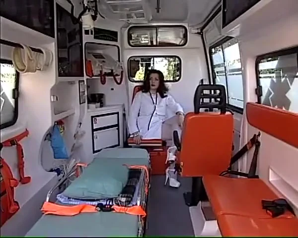 Jessica Rizzo in the pea doctor scene 01