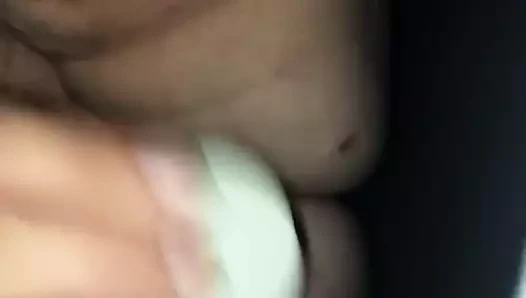 Benim için kendini fışkırtıyor...