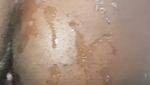 El culo de mi zorra lleno de leche