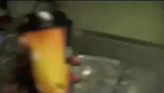 Doktorlar porno yıldızı ölümcül lipps sahte dişlerini daha iyi hale getiriyor