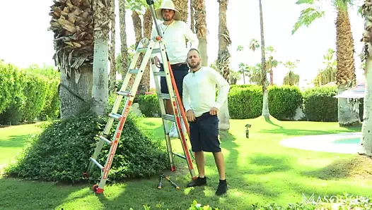 Eve gir ve sonra kıçından - lütfen sen de gel