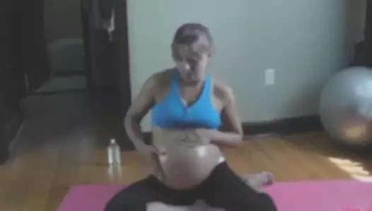 Hamile göbek ateşli anne