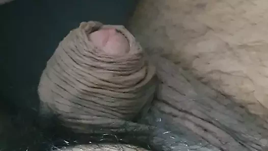 Üvey oğul yatakta ereksiyonsuz üvey annesiyle çıplak