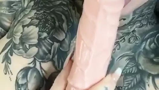 yapay penis oral seks inked kız