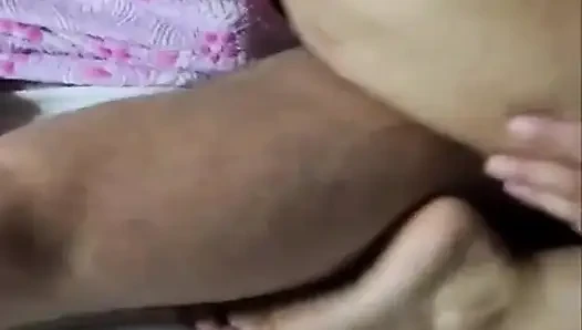 Vanessinha Desi o kadar lezzetliydi ki poposunu yedim