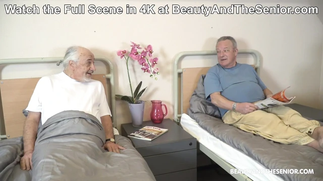 Hap vaktin geldi dede! Hemşire Nana Garnet BeautyAndTheSenior'da