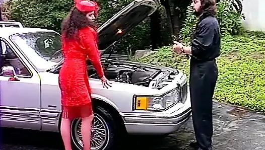 Jessica Rizzo her zaman yarak için istekli kadınların olduğu iki sahne sunuyor