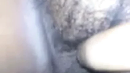 Peluda Pajeandose
