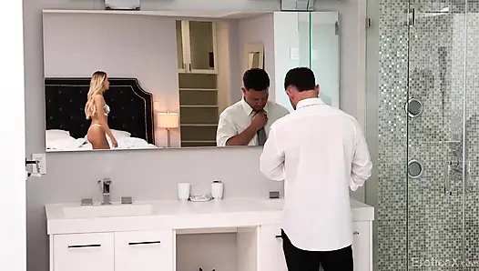 Eroticax - sarışın sahibe aldatan kocası tarafından sevişiyor