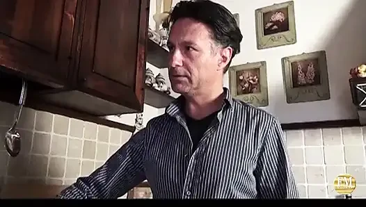 Удивительная красотка хочет член сейчас