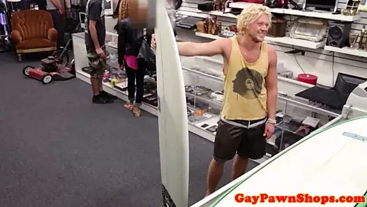 Düz surfer adam anal becerdin için almak nakit