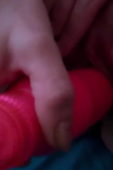 Gerçek otantik büyük memeli Amerikalı kızdan seni boşaltmak ve baştan çıkarmak için bakış açısı amatör kamerada büyük dildo mastürbasyonu