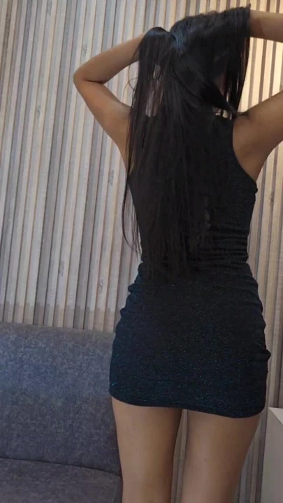 Bugün çok seksiyim, sence de öyle değil mi? 🥰