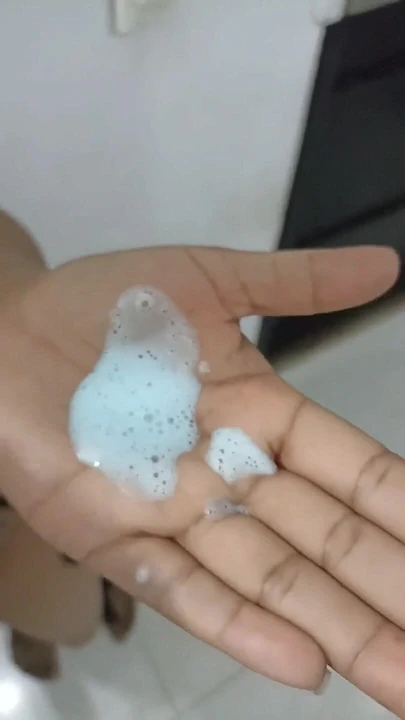 New York Abd'li 18 yaşındaki esmer büyük sarkık memeler üvey erkek kardeşinin büyük yarağını sikiyor