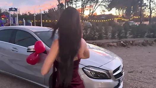 Sevgililer Günü için kız arkadaşımı sertçe sevişiyorum