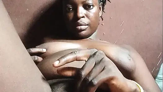 Kpomo amcığım çok kalın