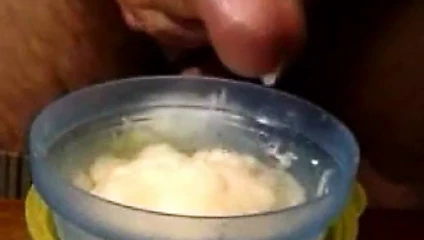 Güzel cum shot bir dağ oluşturur