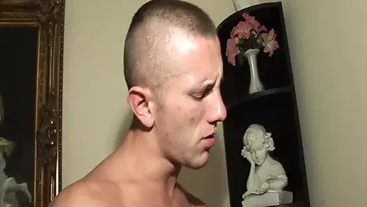 İlk kez sıcak bir büyükanne sikikleri!