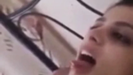 Hintli kız apni fvrt b. f'nin tadını çıkarıyor