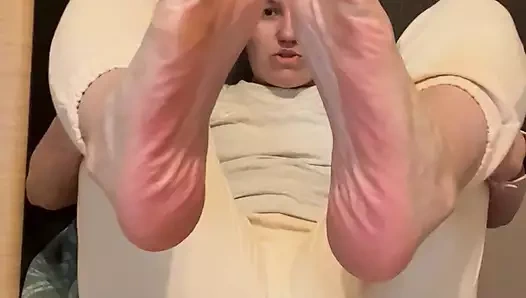 Kirli çoraplar, ayak koklama